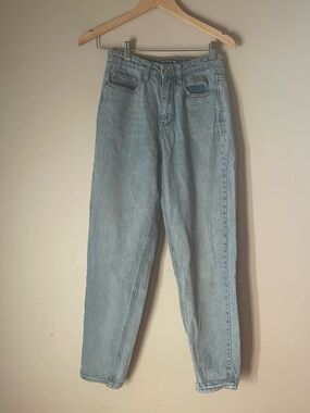✨ Pretty Little Thing | Sz 6 High Rise Jeans